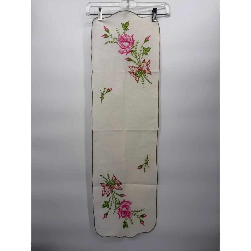 Vintage Hand Embroidered Table Runner Dresser Scarf Floral Rose Scalloped 39x11